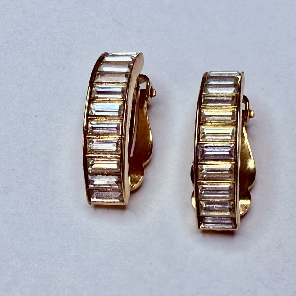 Vintage Gold Tone Baguette Cut Rhinestone Huggie Hoop Clip On Earrings